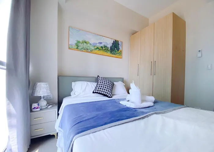 120sqm Spacious And Comfortable 3bedrooms With Oceanview Of Manilabay, Close To Airport, Okada Casino, Solaire Casino, Ayala Malls, Mall Of Asia, Free Parking Apartment Manila
