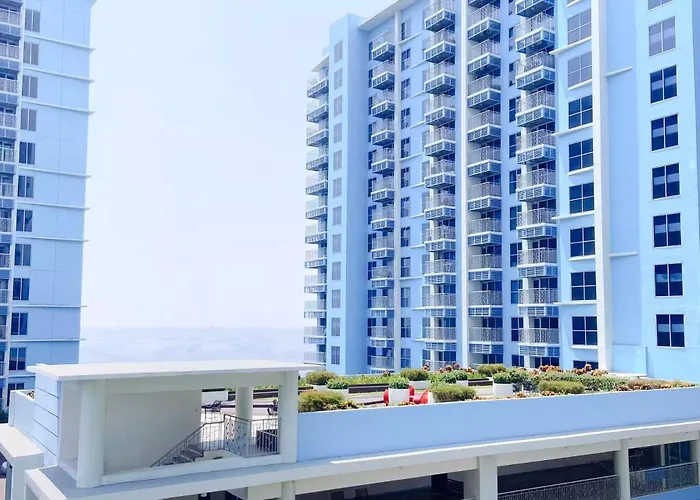 120sqm Spacious And Comfortable 3bedrooms With Oceanview Of Manilabay, Close To Airport, Okada Casino, Solaire Casino, Ayala Malls, Mall Of Asia, Free Parking Apartment *