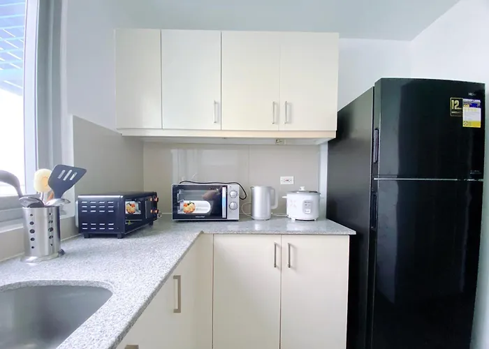 120sqm Spacious And Comfortable 3bedrooms With Oceanview Of Manilabay, Close To Airport, Okada Casino, Solaire Casino, Ayala Malls, Mall Of Asia, Free Parking Apartment