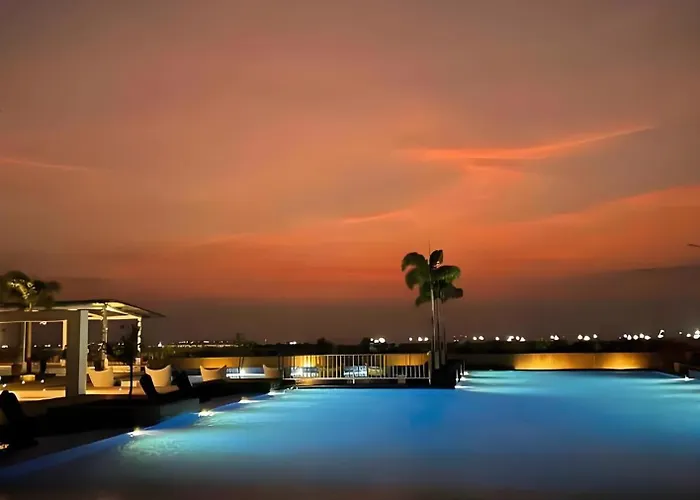 120sqm Spacious And Comfortable 3bedrooms With Oceanview Of Manilabay, Close To Airport, Okada Casino, Solaire Casino, Ayala Malls, Mall Of Asia, Free Parking Apartment *