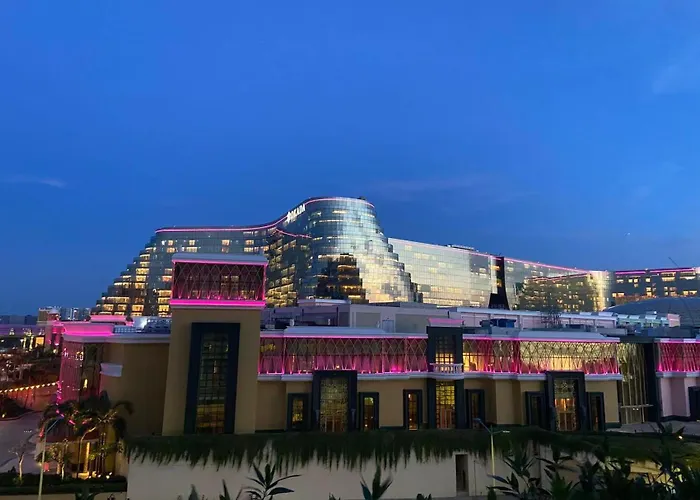 120sqm Spacious And Comfortable 3bedrooms With Oceanview Of Manilabay, Close To Airport, Okada Casino, Solaire Casino, Ayala Malls, Mall Of Asia, Free Parking Apartment *