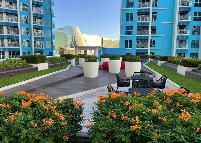 Apartment 120sqm Spacious And Comfortable 3bedrooms With Oceanview Of Manilabay, Close To Airport, Okada Casino, Solaire Casino, Ayala Malls, Mall Of Asia, Free Parking *